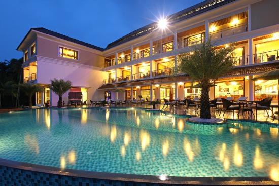 Kausalya Trip India Pvt Ltd Star Hotels In Kerala Truly Lavish The Warmth And Generosity That Is Exhibited In These Are Beyond Your Imagination Star Hotels Kerala