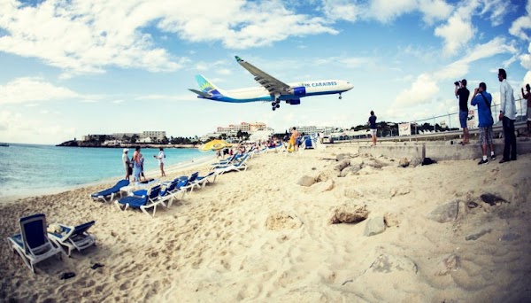 GLI AEROPORTI PIU' PERICOLOSI AL MONDO GLI AEROPORTI PIU' PERICOLOSI AL MONDO