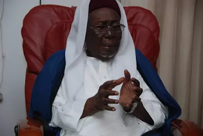Buhari extends heartfelt condolences to the Dasuki family, the govt and people of Sokoto State on the death of the 18th Sultan of Sokoto, Ibrahim Dasuki.