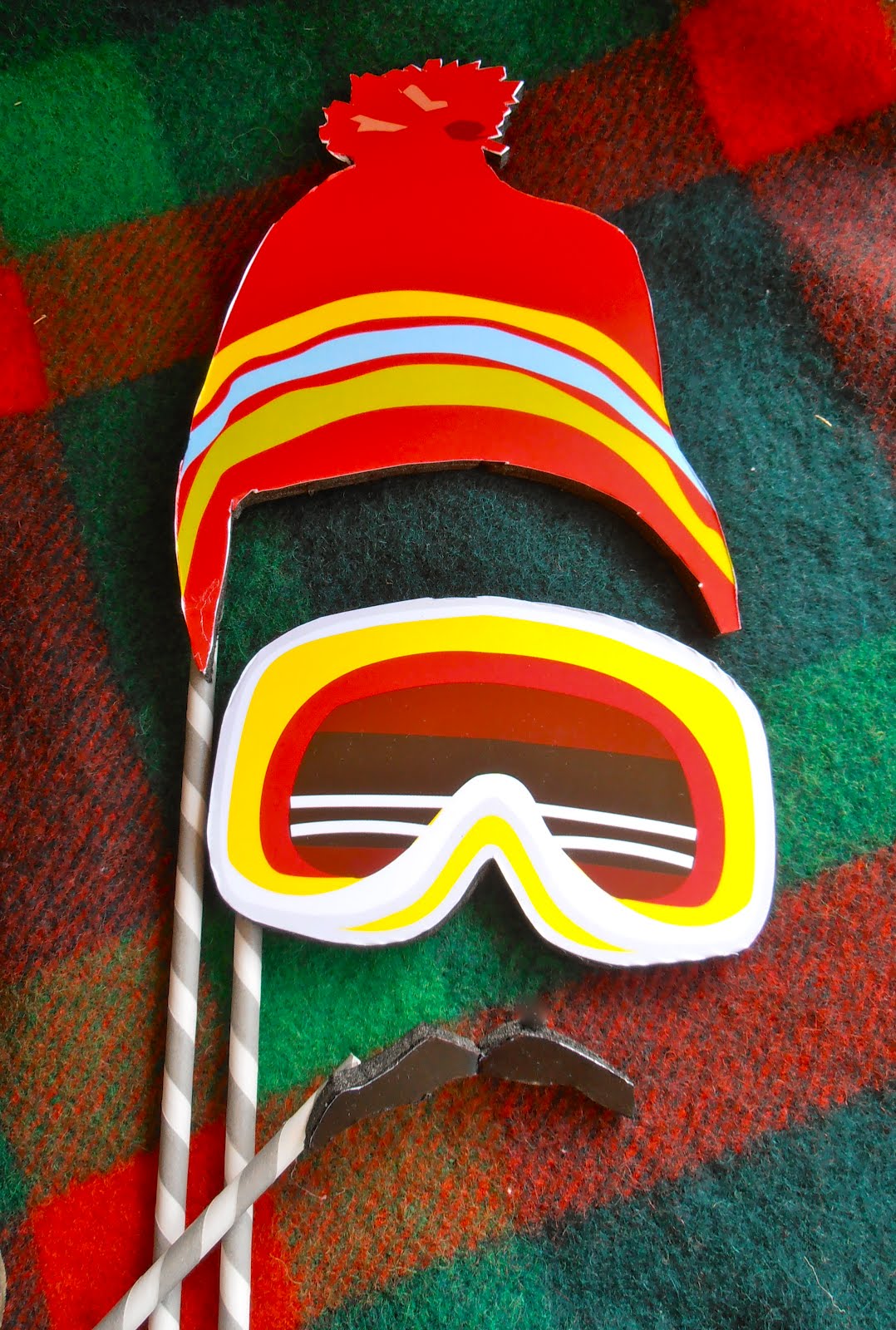 Giggleberry Creations! Skiing themed 40th birthday party Photo props!