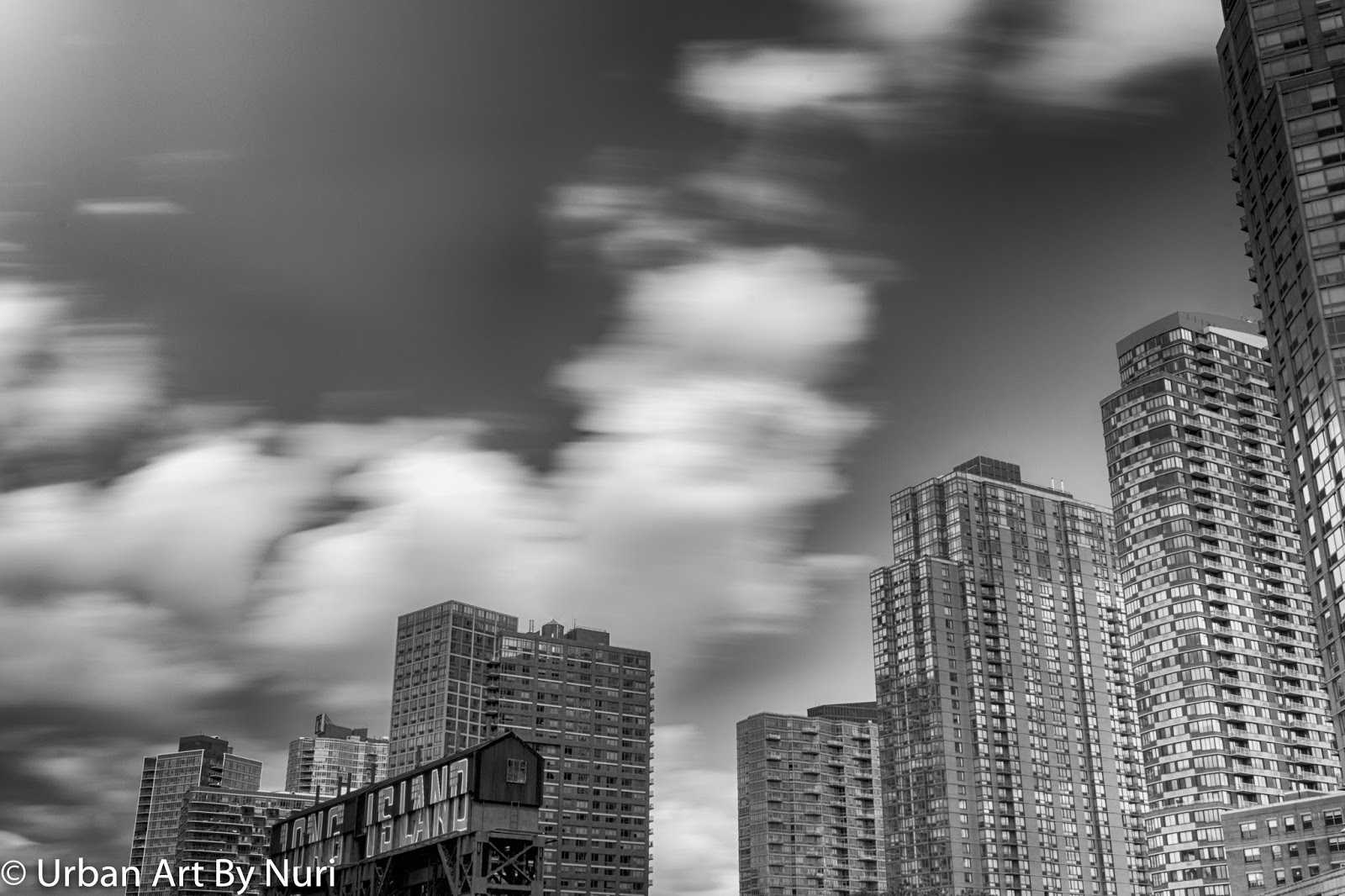 Urban Art Photography and Videography By Nuri Long Exposure B/W Captures Of Urban Art From