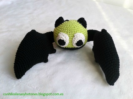 conhiloslanasybotones - murciélago amigurumi