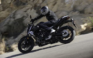 2016 Yamaha MT-03 Review, Little Big Bike !