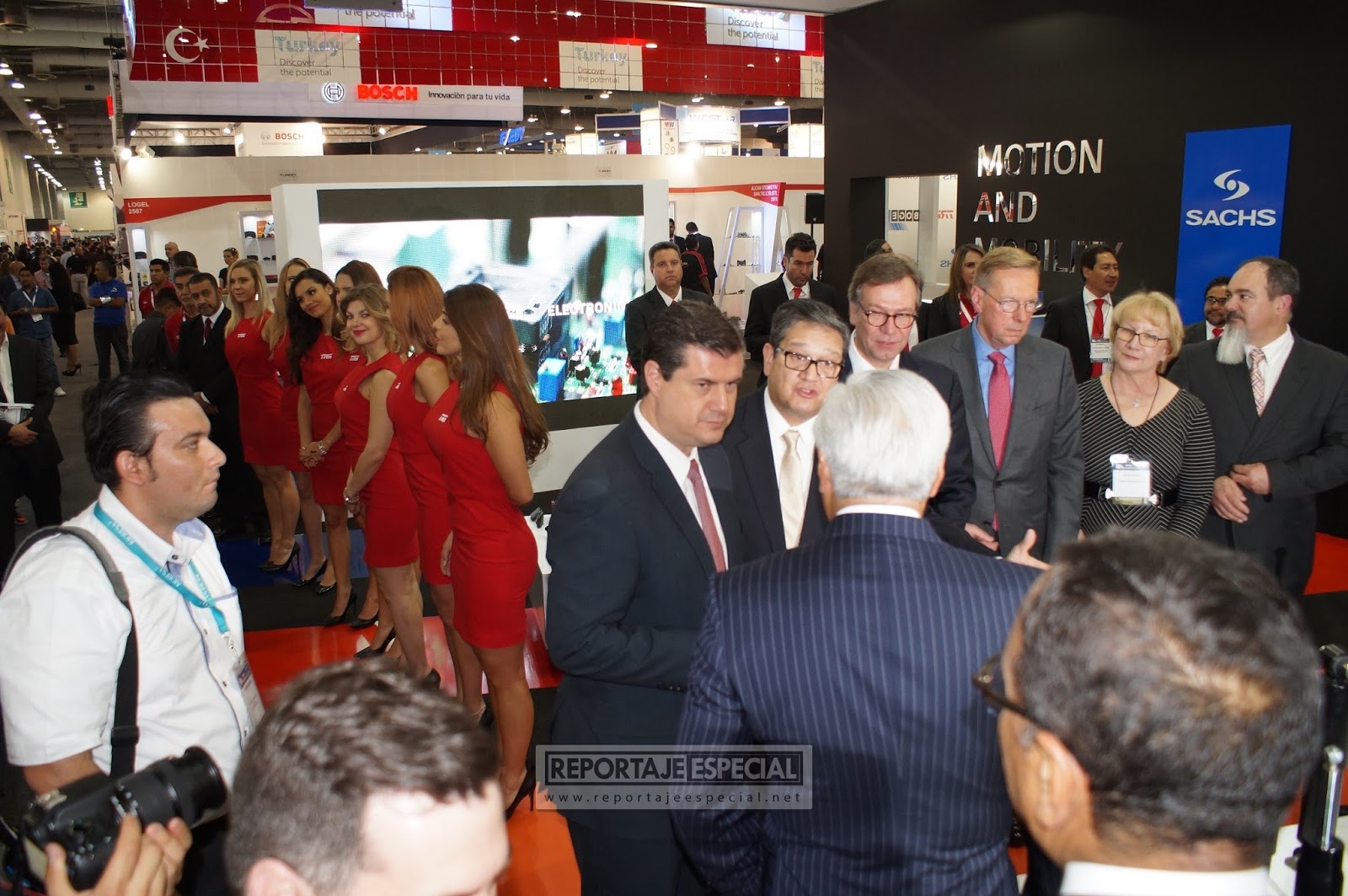 Expo PAACE automechanika México inicio en el Centro Banamex