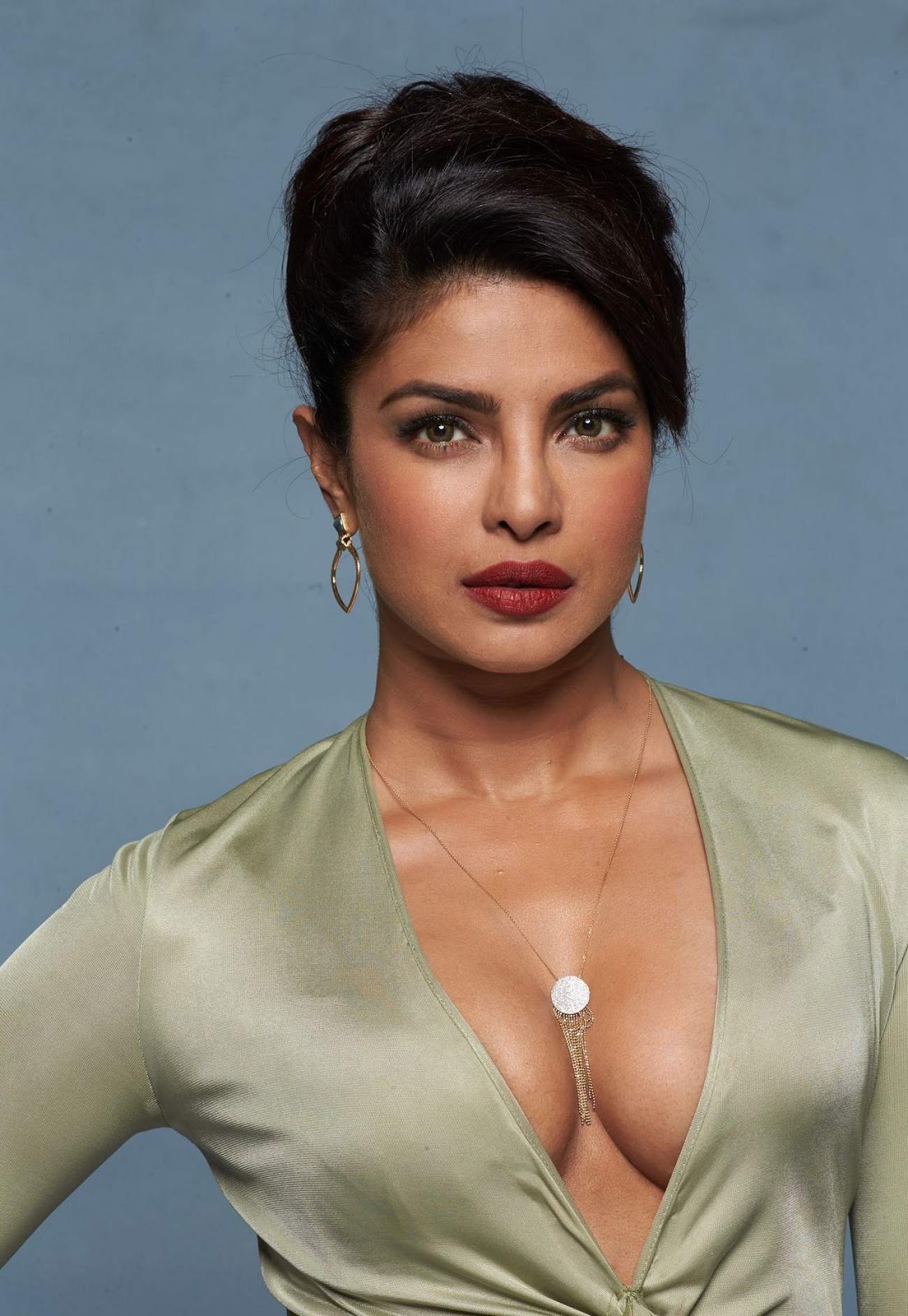 Priyanka Chopra Super Sexy Baywatch 2017 Promoshoot (Part 3)