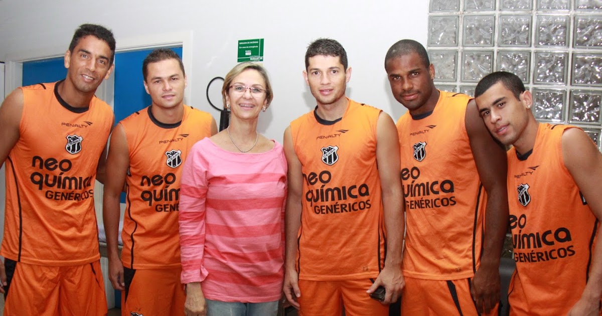 Sandra Cristina, o cantor Léo Russo, Nélson Júnior e o ex-zagueiro  alvinegro Mauro Galvão