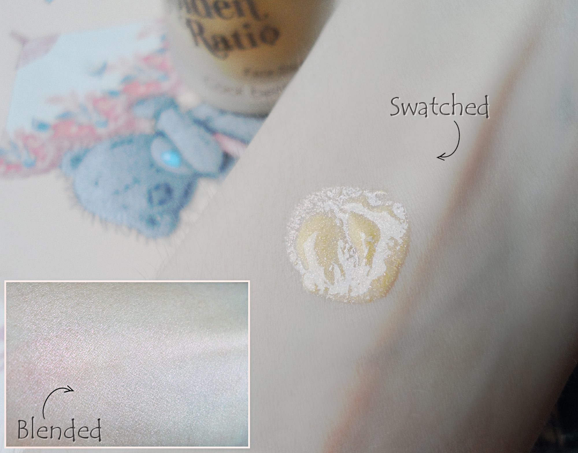 peach-golden highlighter beauty review, pictures and swatches by blogger