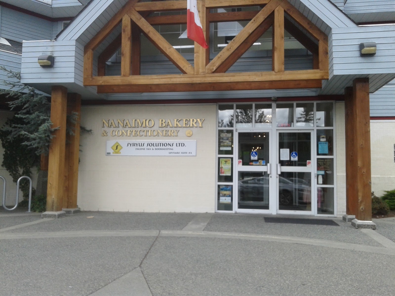 Mimi's Cake Tour Nanaimo Bakery