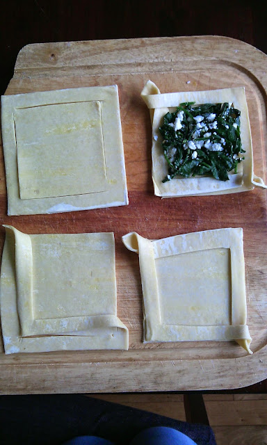 Spinach pie: puff pastry, white cheese, pine nuts, spinach