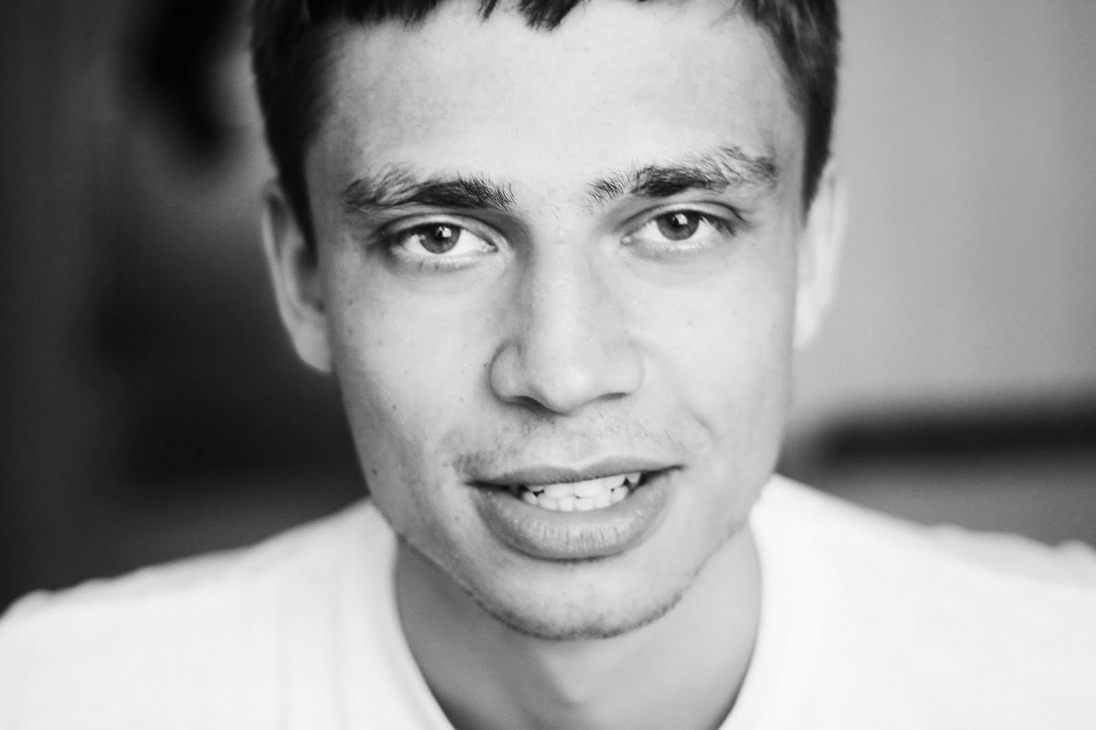 песня димы брата. биг рашн босс брат. евдокимов мем. песня димы брата. аня покровская и дима билан.