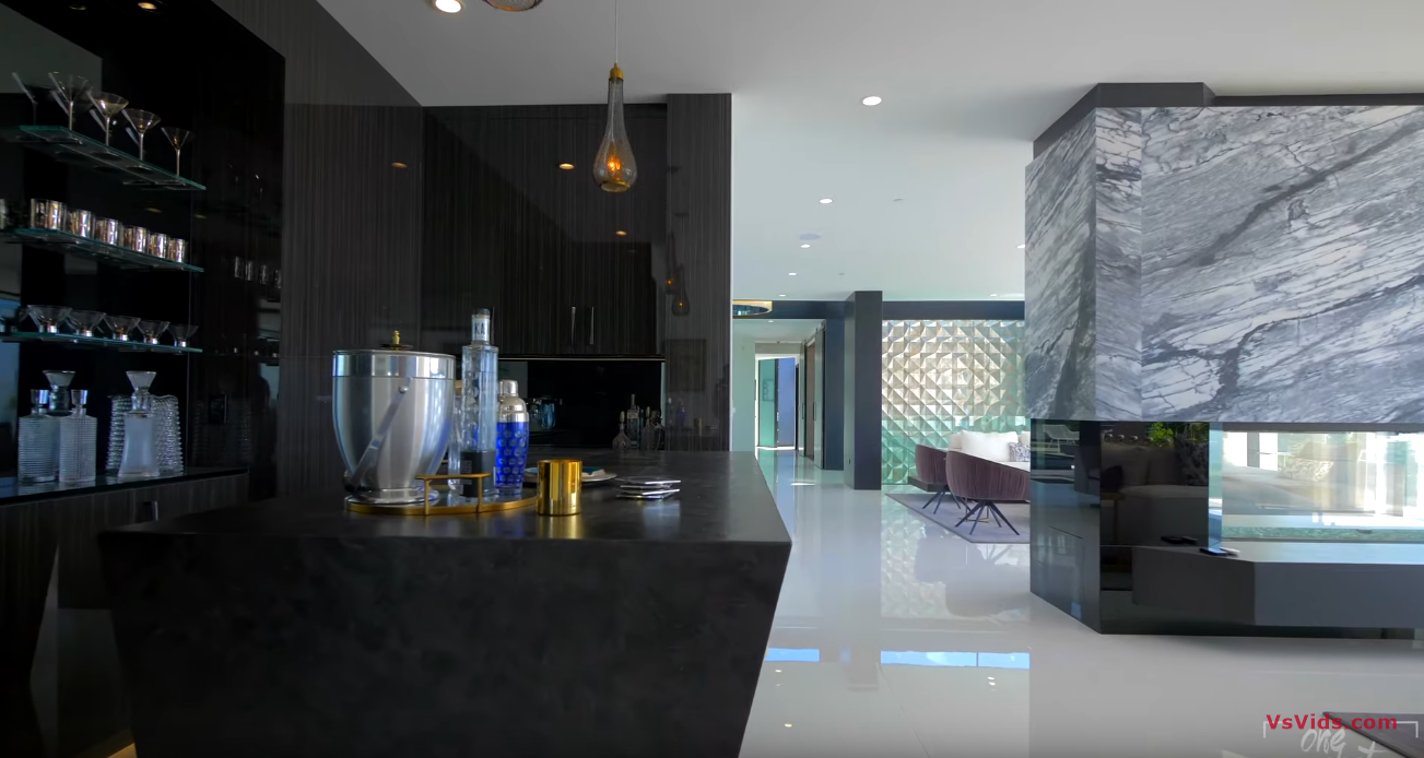 36 Photos vs. $22,500,000 | Holywood Hills Mega Mansion | Los Angeles - Luxury Home & Interior Design Tour