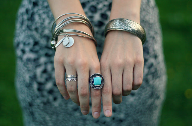 rings-arm-candy-outfit