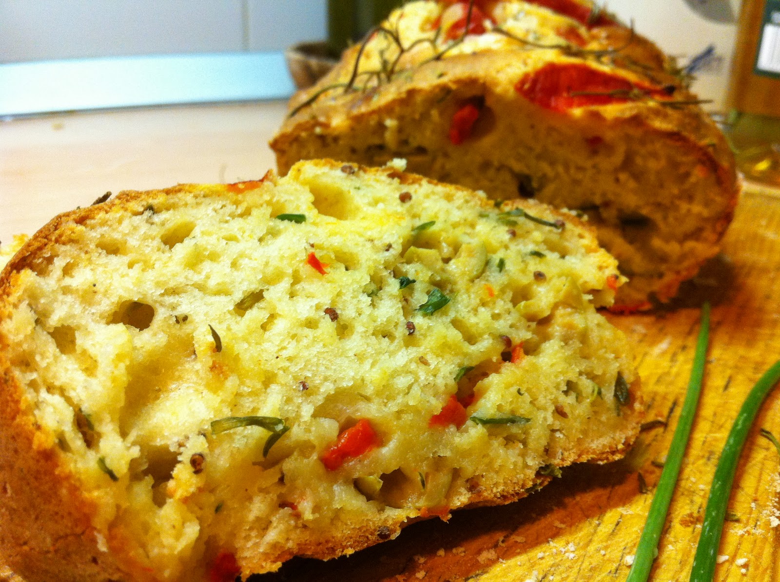 MIS SECRETOS DE COCINA Pan de queso, aceitunas y finas hierbas
