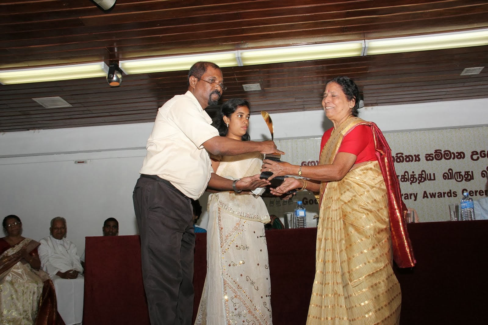 godage national sahithiya award