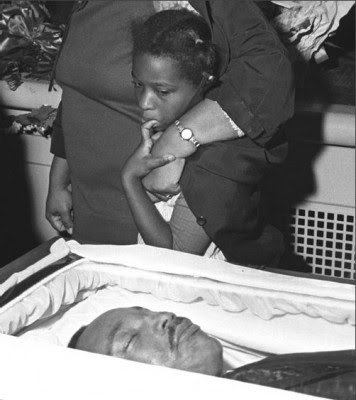Martin-Luther-King-Jr-Funeral-356x400.jpg