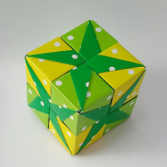 Ray cube S3 per Ella T. a Flickr