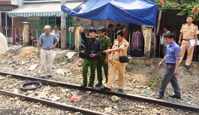Trưởng ga Phú Diễn khẳng định, nếu nạn nhân bị bánh tàu cán thì không thể nối được