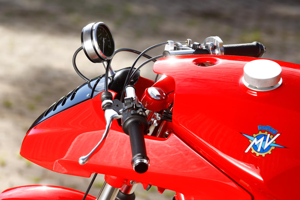 MV Agusta 750s America