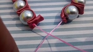 myhandmadeproject: Como hacer una pulsera con lazo y perlas