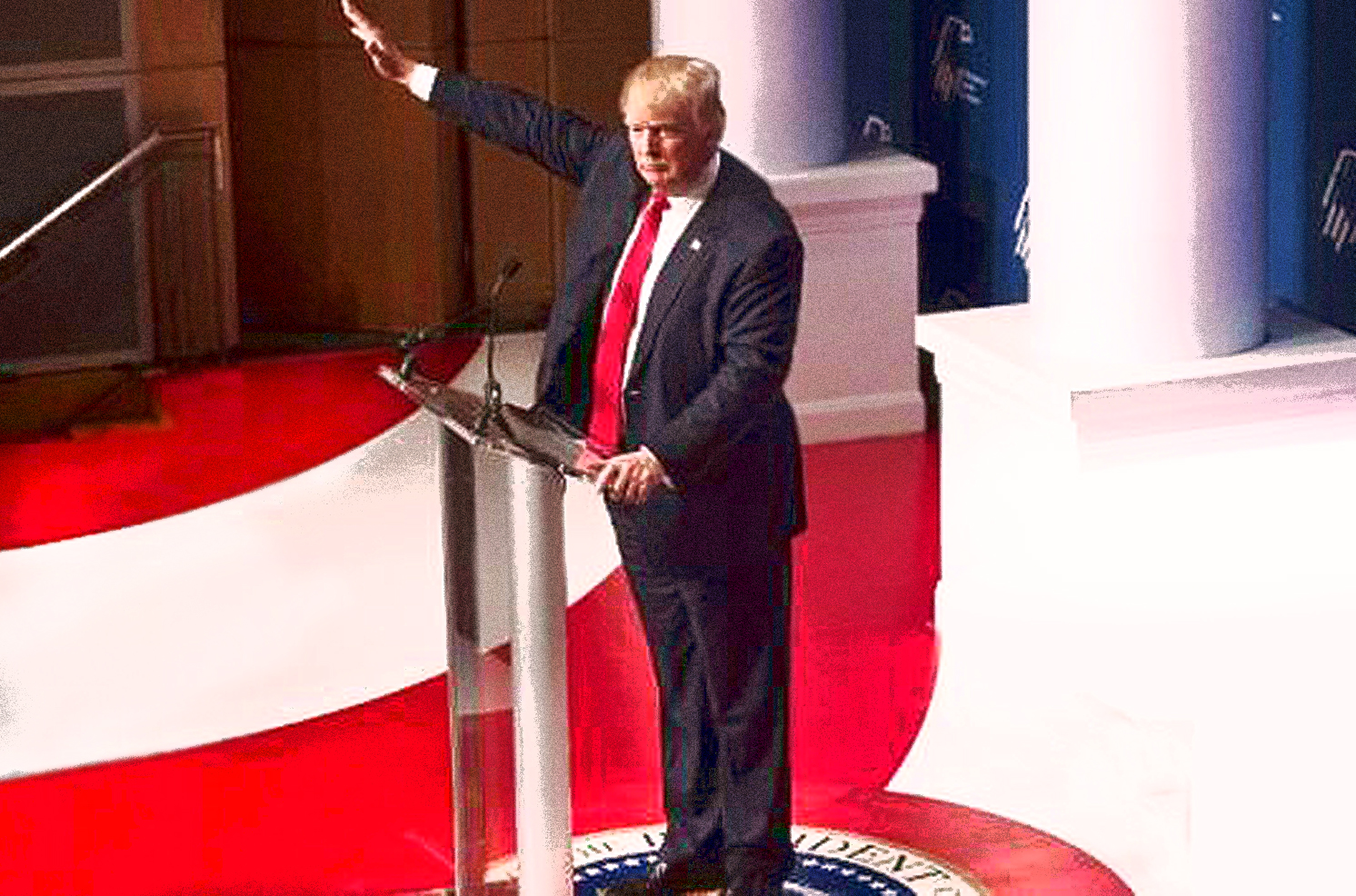 Trump-Nazi-Salute.jpg