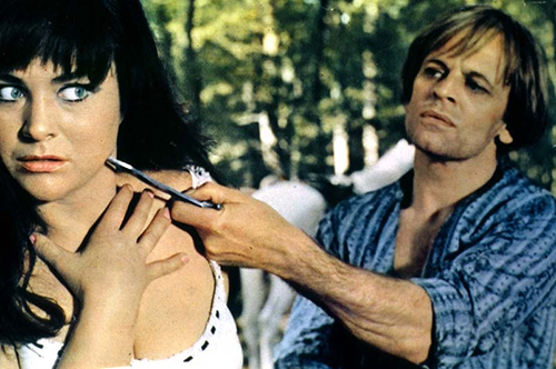POR UM PUNHADO DE EUROS: La Belva (1970 / Realizador: Mario Costa)
