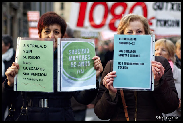 Cientos de jubilados piden unas pensiones dignas en Navarra. 