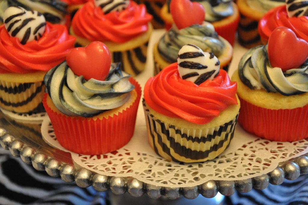 zebra cupcake clipart - photo #28