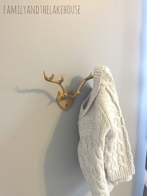 Rustic Woodland Creature Nursery Reveal - www.familyandthelakehouse.com Rustic Woodland Creature Nursery Reveal - www.familyandthelakehouse.com