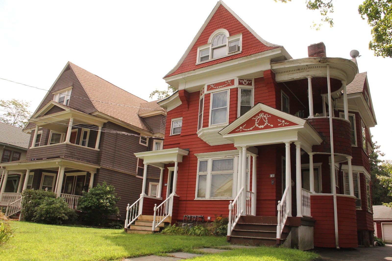 Southwest Daily Images A Red Victorian House in the West End