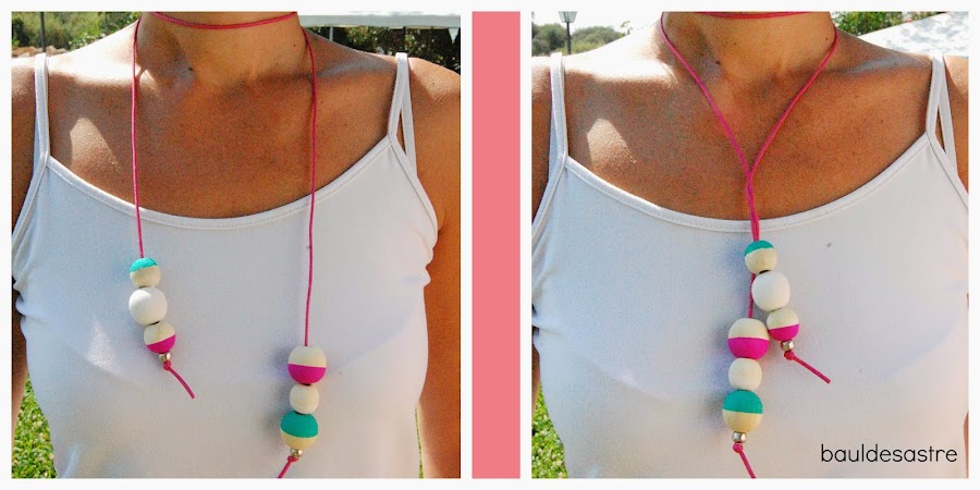 collar con bolas de madera