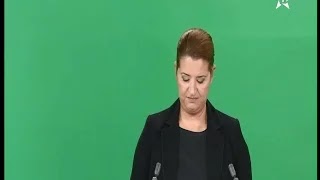 فيديو : خطأ تقني يكشف كواليس تصوير نشرة أخبار قناة مغربية فيديو : خطأ تقني يكشف كواليس تصوير نشرة أخبار قناة مغربية