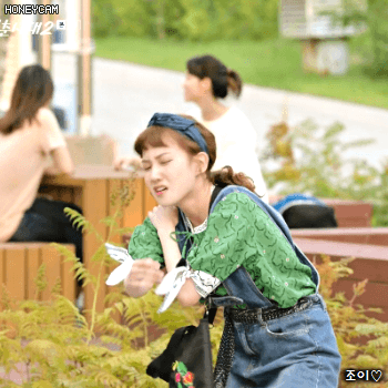 청춘시대2 8화 슴부심부리는 송지원=박은빈外.gif | 인스티즈