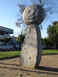 Escultura en homenaje a Chillán - Avda. Argentina