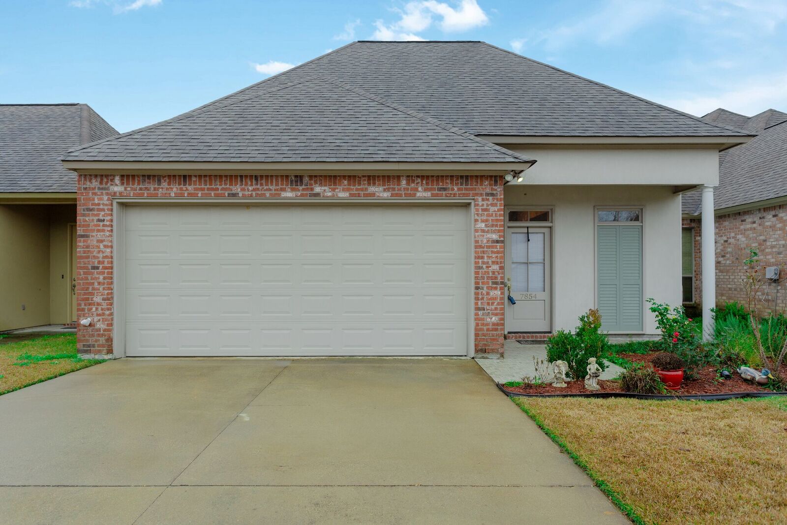 Just listed in University Villas