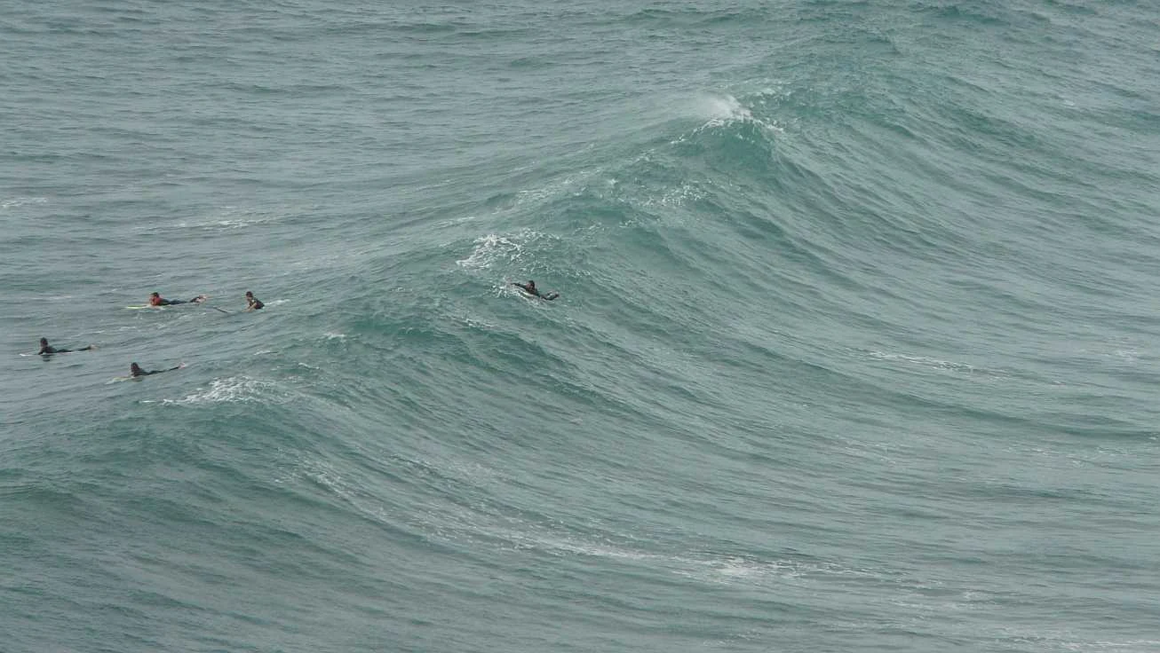 sesion otono menakoz septiembre 2015 surf olas grandes 04