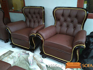 service sofa bandung