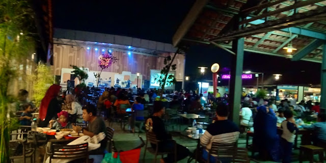 Bekasi Food City Makan dengan Suguhan Live Musik