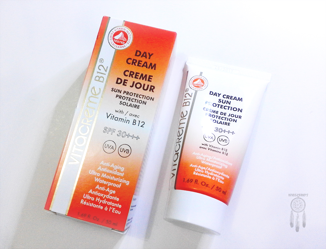 Review Vitacreme B12 Day Cream Sun Protection & Vitacream B12 Vita