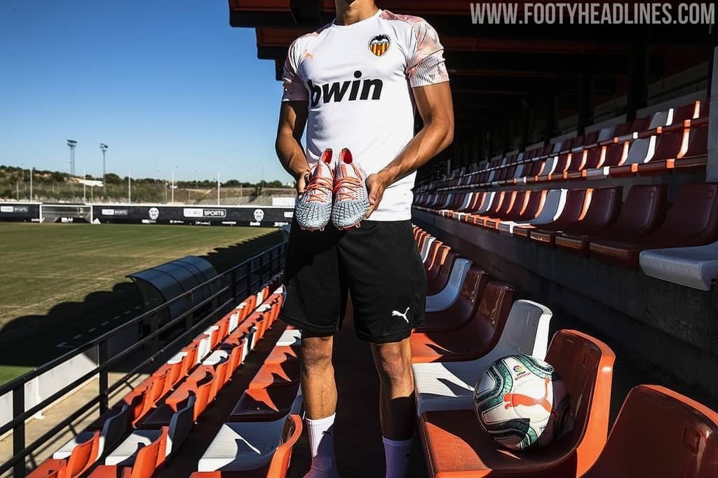 Puma Valencia 19-20 Training Kit Released + Bwin Shirt Sponsorship ...