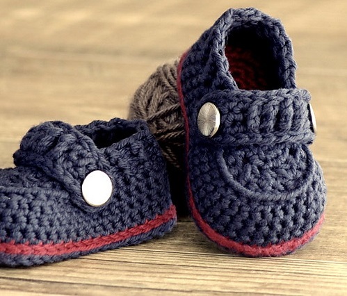 Stepbystep crochet baby booties Learning crochet Crochet slipper boots patterns knee feet keep pattern cozy adult