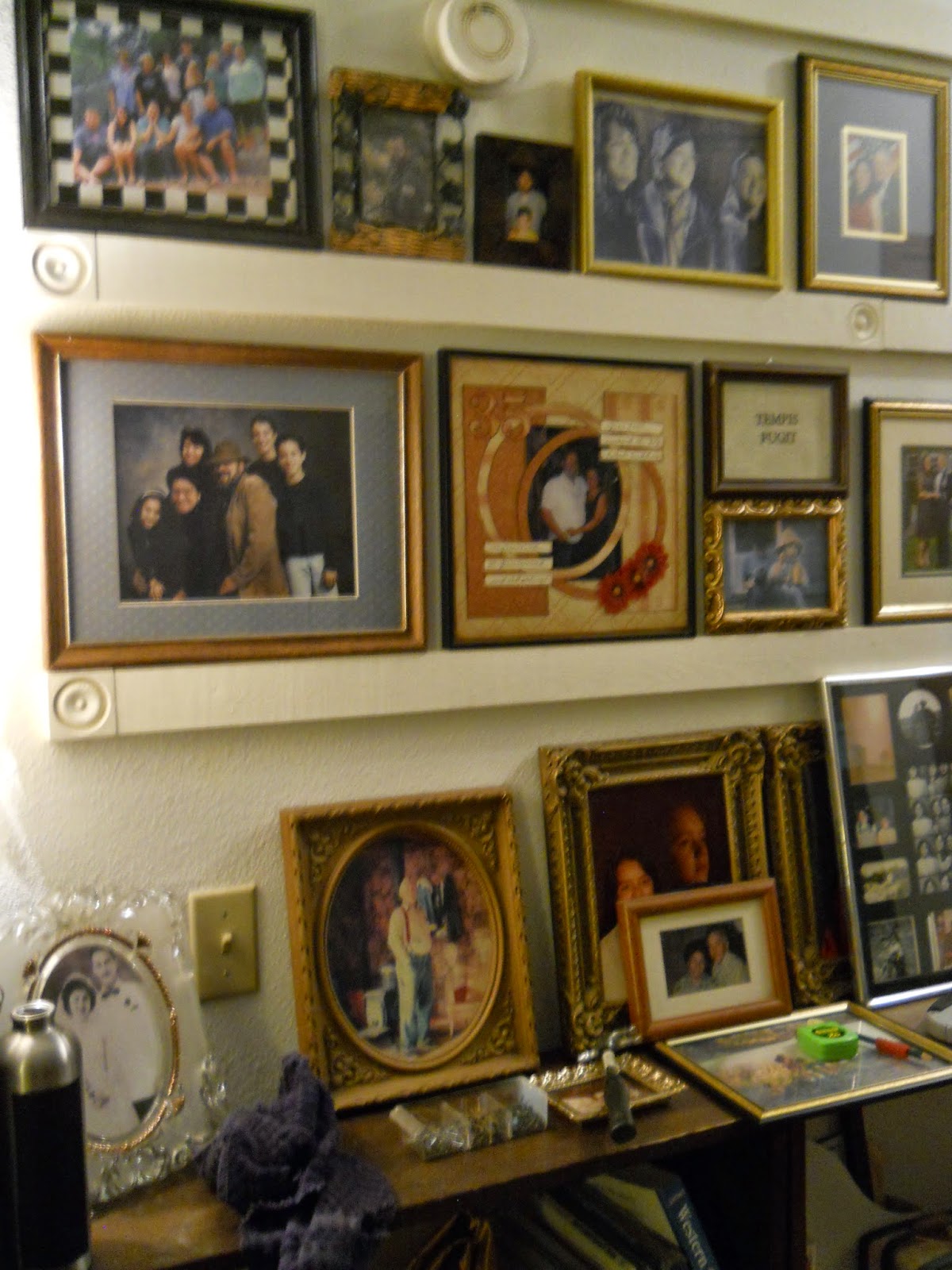 Make The Best of Things Simple DIY Family Photo Gallery Hallway