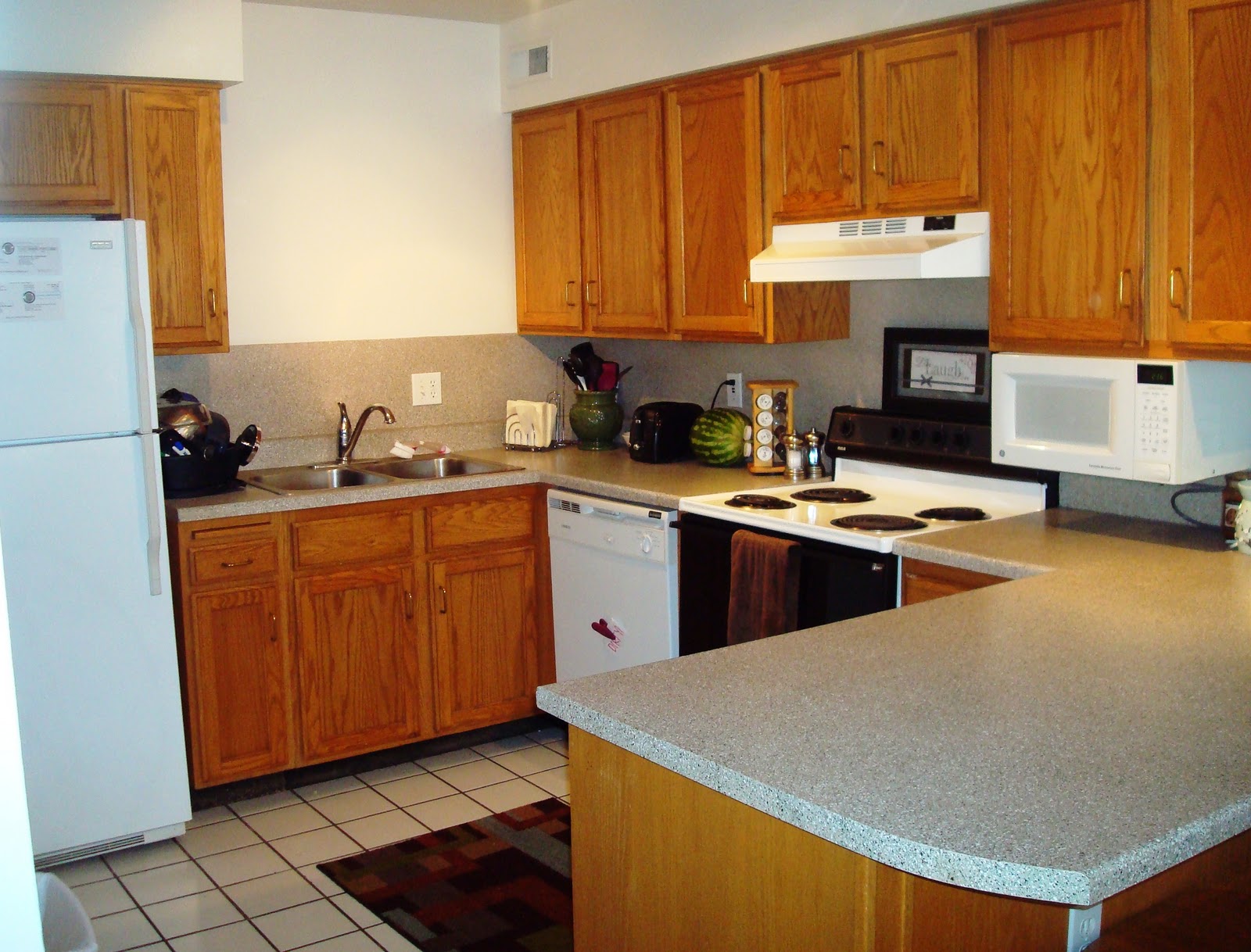 King Henry Apartments Apartment Decorating Contest Winners