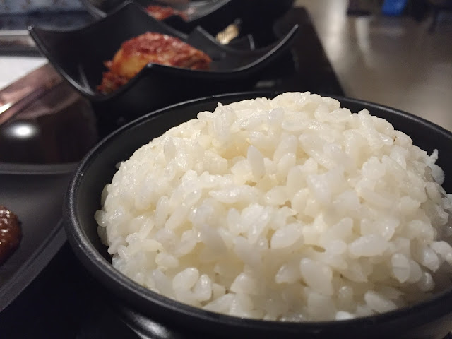 Steamed rice and kimchi 