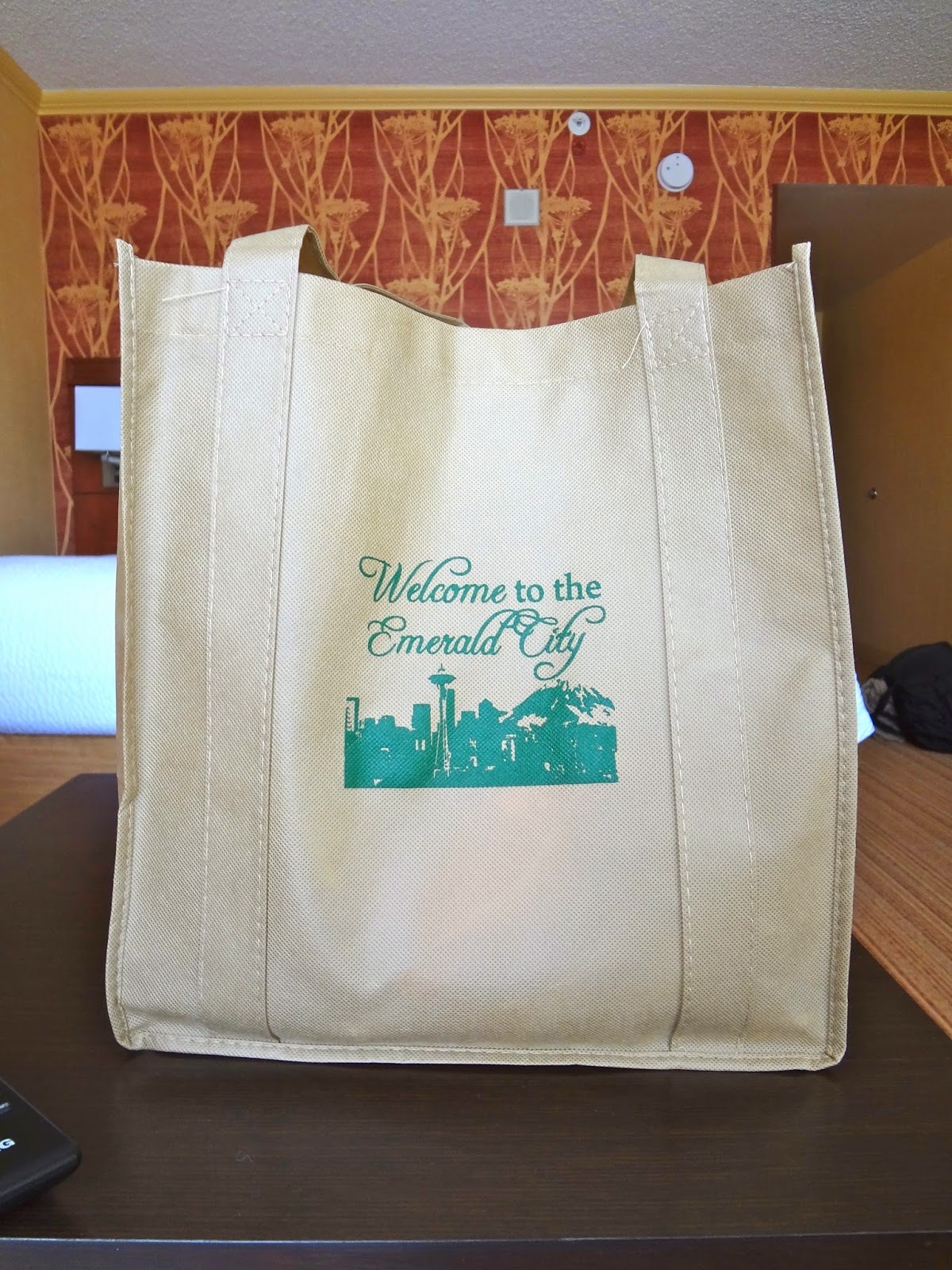 Hardly Housewives The Hotel Gift Bag Seattle Edition Put Into Every Detail Of The Wedding And This Is No Exception After A Long Flight From Boston To Seattle It Was So Nice Come My Room Welcomed