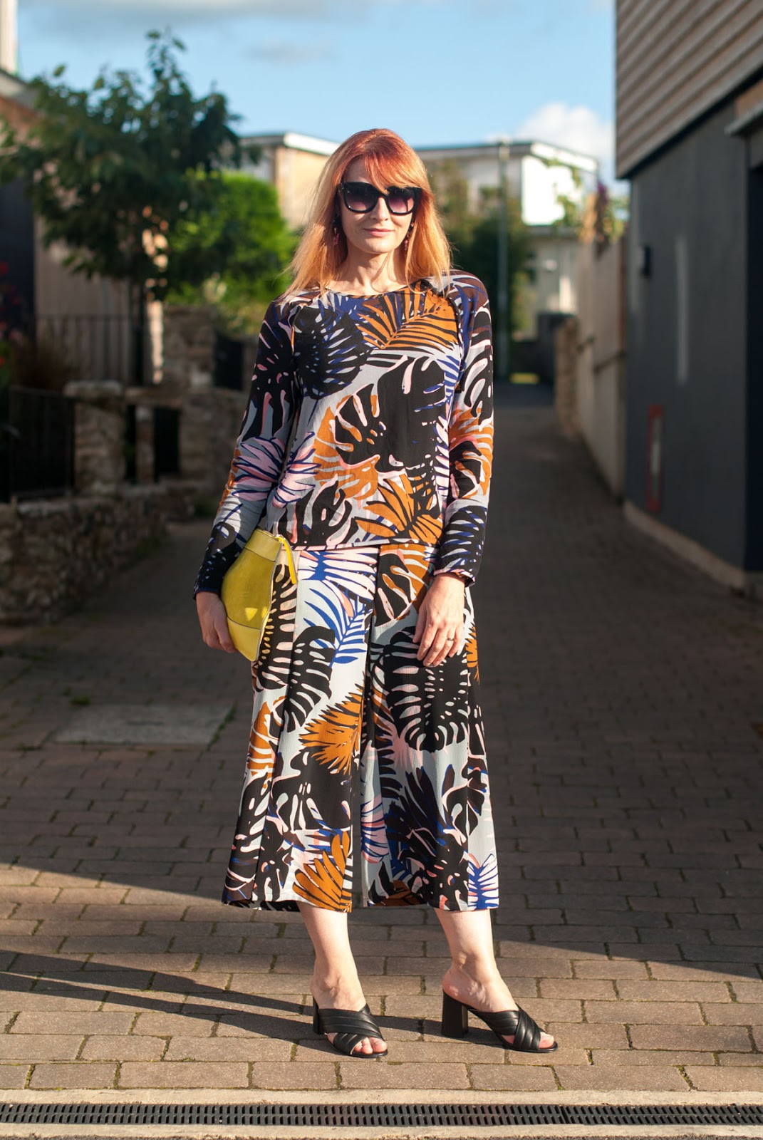 Easy Summer Style  Oversized Colour-Blocked Shirt and Cropped Trousers -  Not Dressed As Lamb