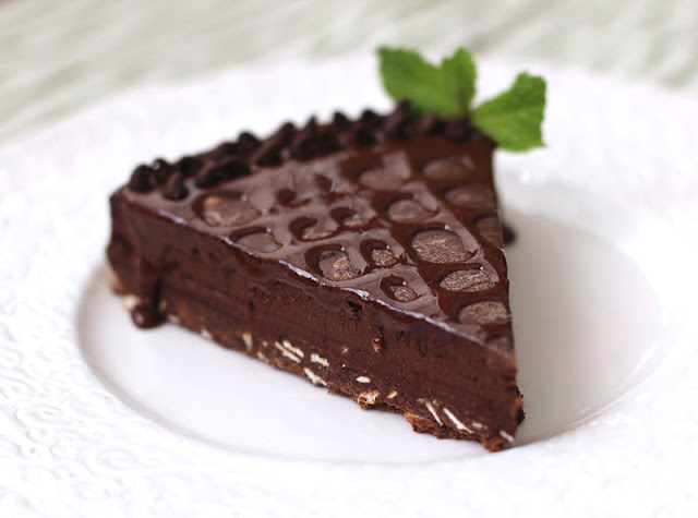 Healthy Dark Chocolate Truffle Tart - Desserts with Benefits