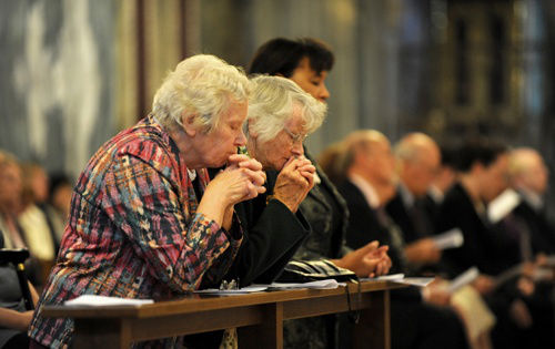 14 Amazing Psychology Facts You Should Keep to Yourself! - It has been shown that certain religious practices like prayer and attending services is associated with lower psychological distress levels 14 Amazing Psychology Facts You Should Keep to Yourself! - It has been shown that certain religious practices like prayer and attending services is associated with lower psychological distress levels