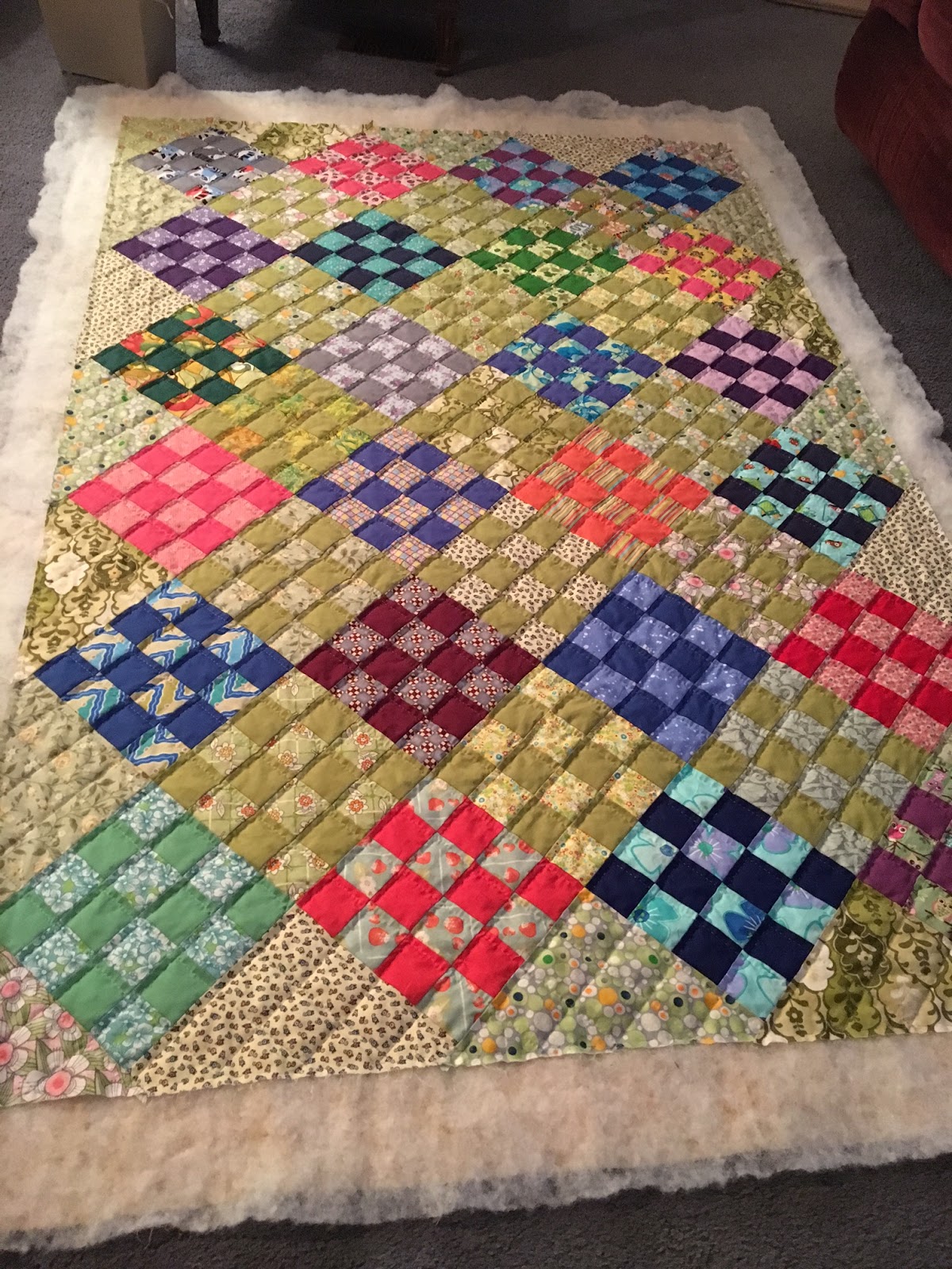 Dolly's Home ♫: 16-Patch, quilting finished