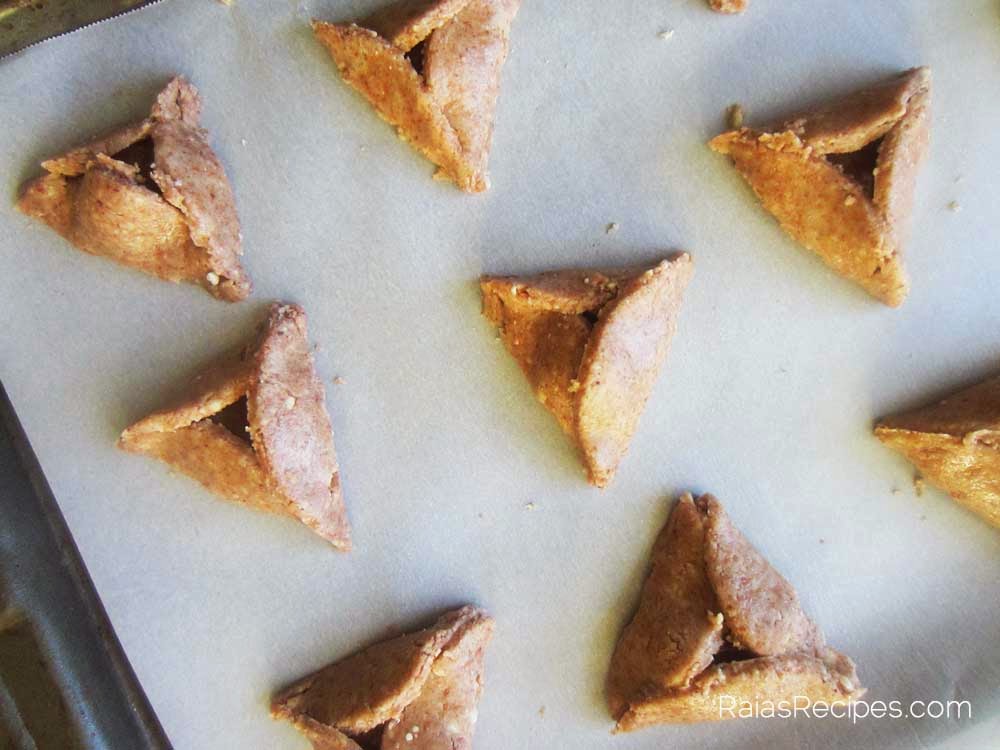 Cinnamon Apricot Hamantaschen