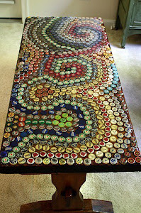 Mosaico de tampinhas de garrafas